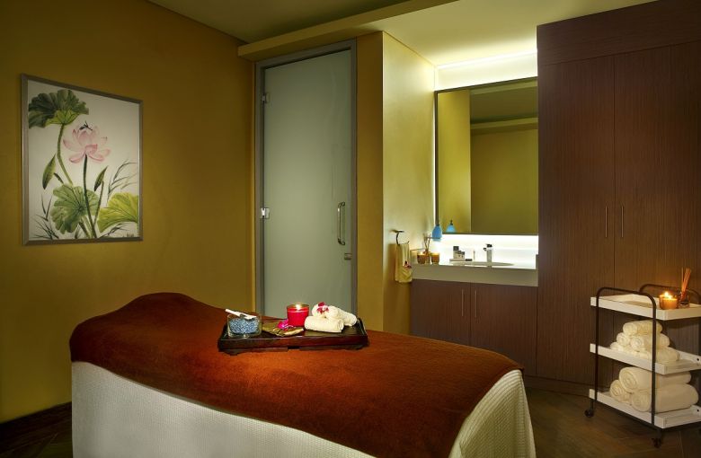 DoubleTree by Hilton Hotel Doha Old Town Royal Travel