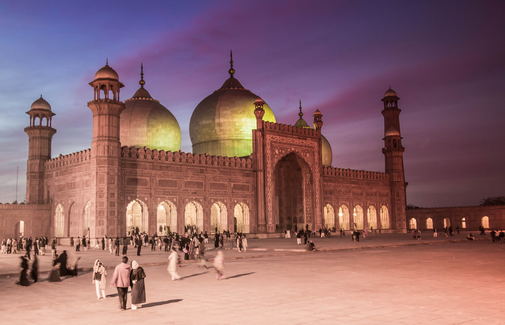 travels and tours from lahore